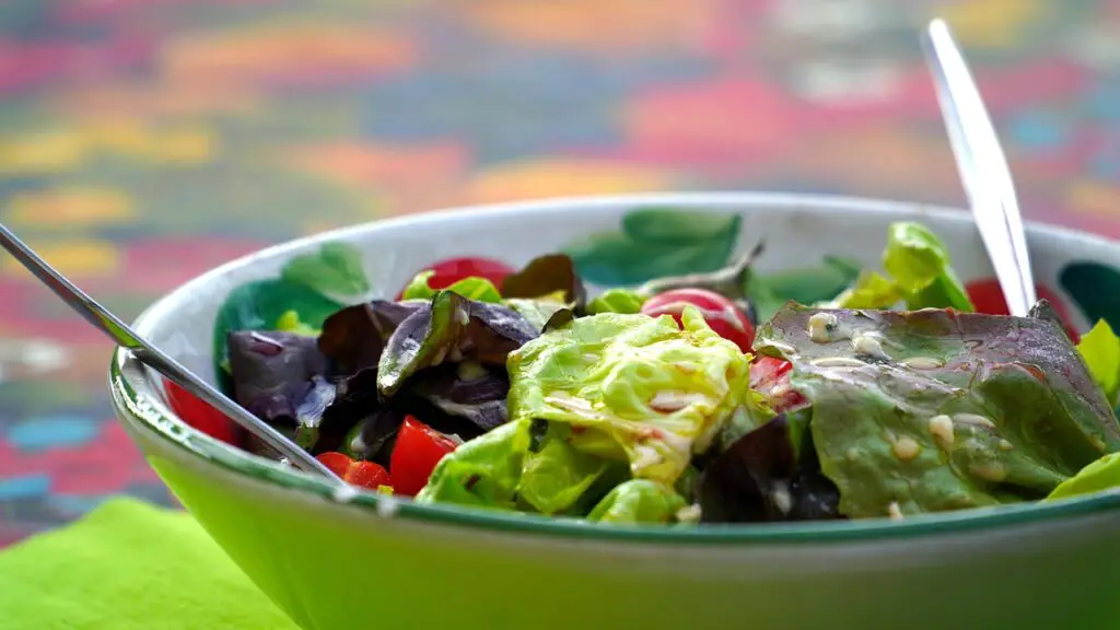 5 Delicious Salad Recipes for the Summer
