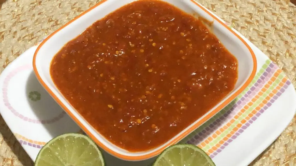 chipotle restaurant salsa recipes
