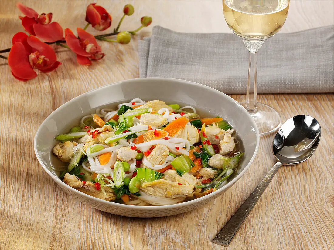 chicken and rice noodle recipe