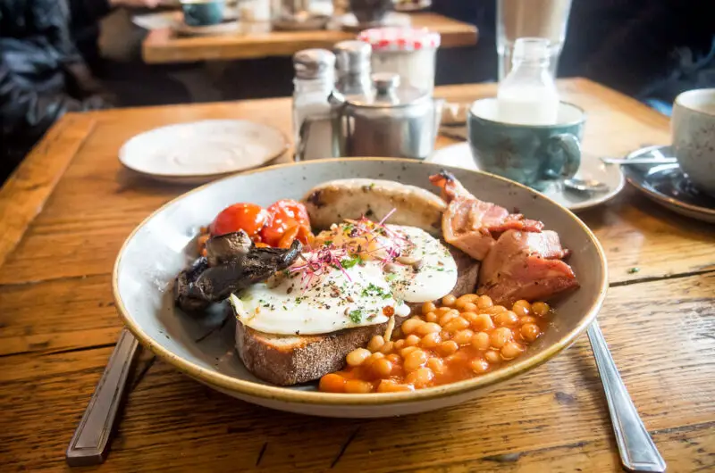 What is England's signature food?