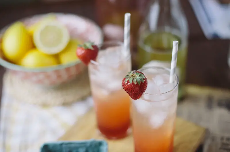Strawberry Basil Lemonade Sparkler Recipe