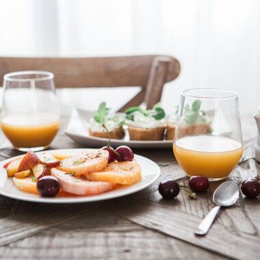 10 Signs Your Restaurant Meal Isn’t as Fresh as You Think