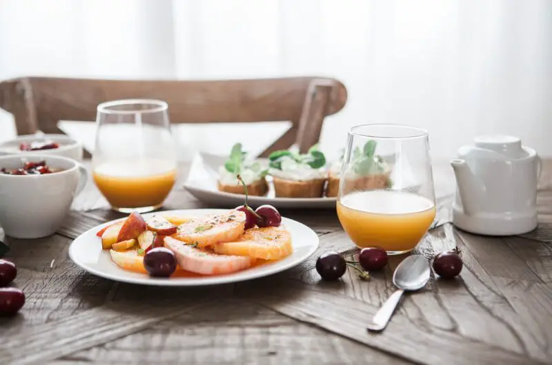 10 Signs Your Restaurant Meal Isn’t as Fresh as You Think