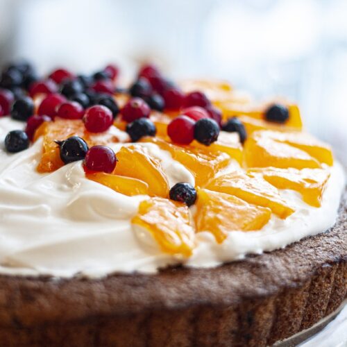 Easy Guide to Making a Vegan Cake