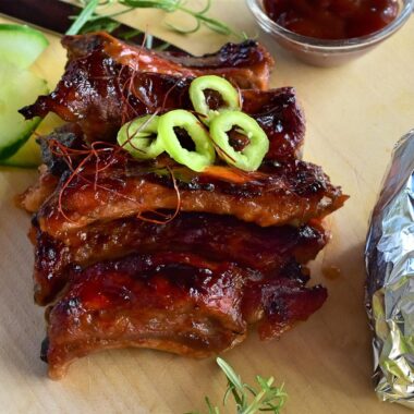 how long to smoke ribs in a charcoal smoker