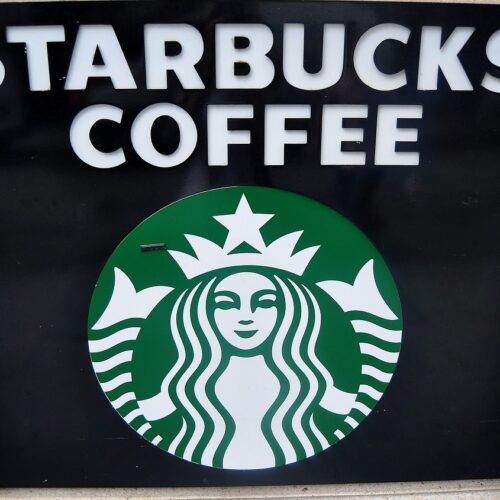 What is the Starbucks latte method?