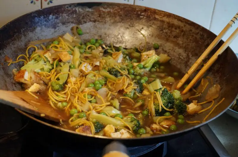 How to Season a Wok