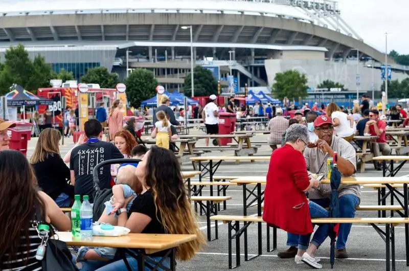 What is the largest BBQ festival in the US?