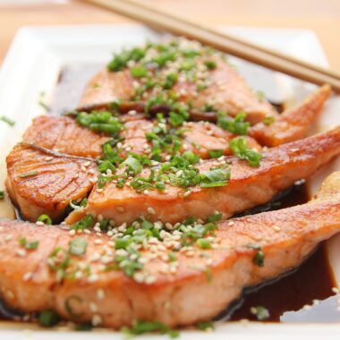 What do you eat on the pesco Mediterranean diet?