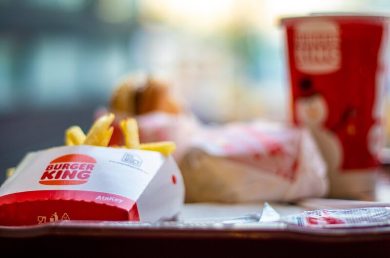 How Fast Food Chains Are Embracing Plant-Based Menus
