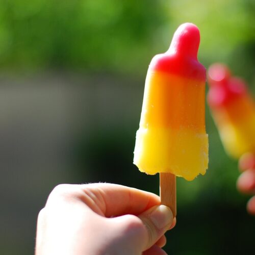 10 Genius Ways to Make Popsicles Without a Mold
