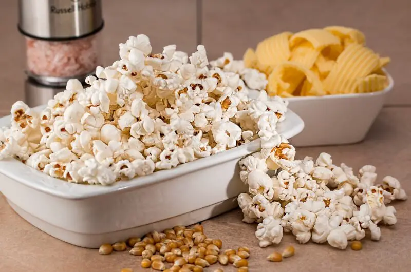 What Nutritionists Want You to Know About Popcorn