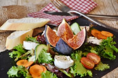 The Pesco-Mediterranean Diet: A Vegetarian Meal Plan for Health and Sustainability