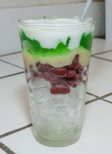 Chè: The Sweet Soul of Vietnamese Cuisine
