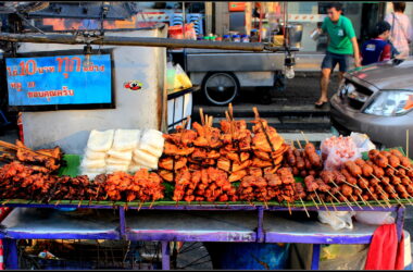 What Foods Do Americans Eat in Thailand?