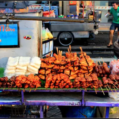 What Foods Do Americans Eat in Thailand?