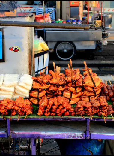 What Foods Do Americans Eat in Thailand?