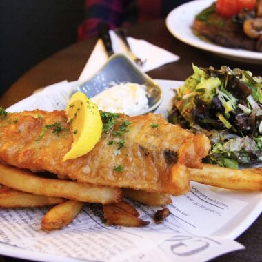 Traditional British Foods You Need to Try (From a Traveler’s Perspective)