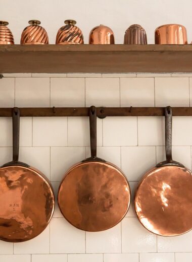 How to Clean a Burnt Copper Pan: A Comprehensive Guide