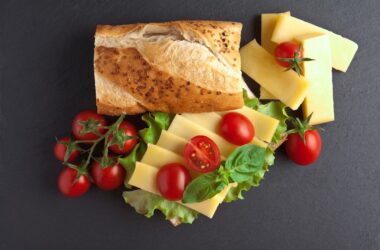 20 Delicious Types of Cheese and the Best Ways to Enjoy Them