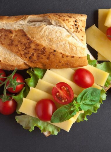 20 Delicious Types of Cheese and the Best Ways to Enjoy Them