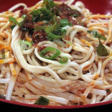 Are Dan Dan noodles very spicy?
