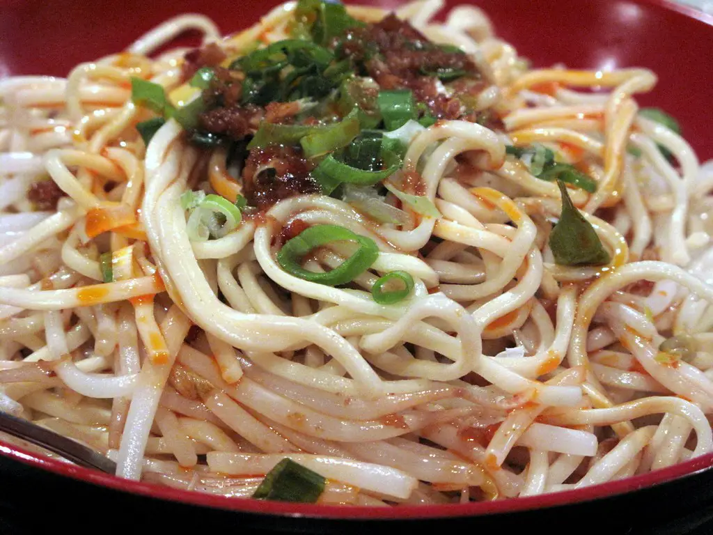 Are Dan Dan noodles very spicy?