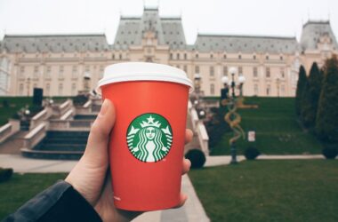 What's Red cup Day at Starbucks?
